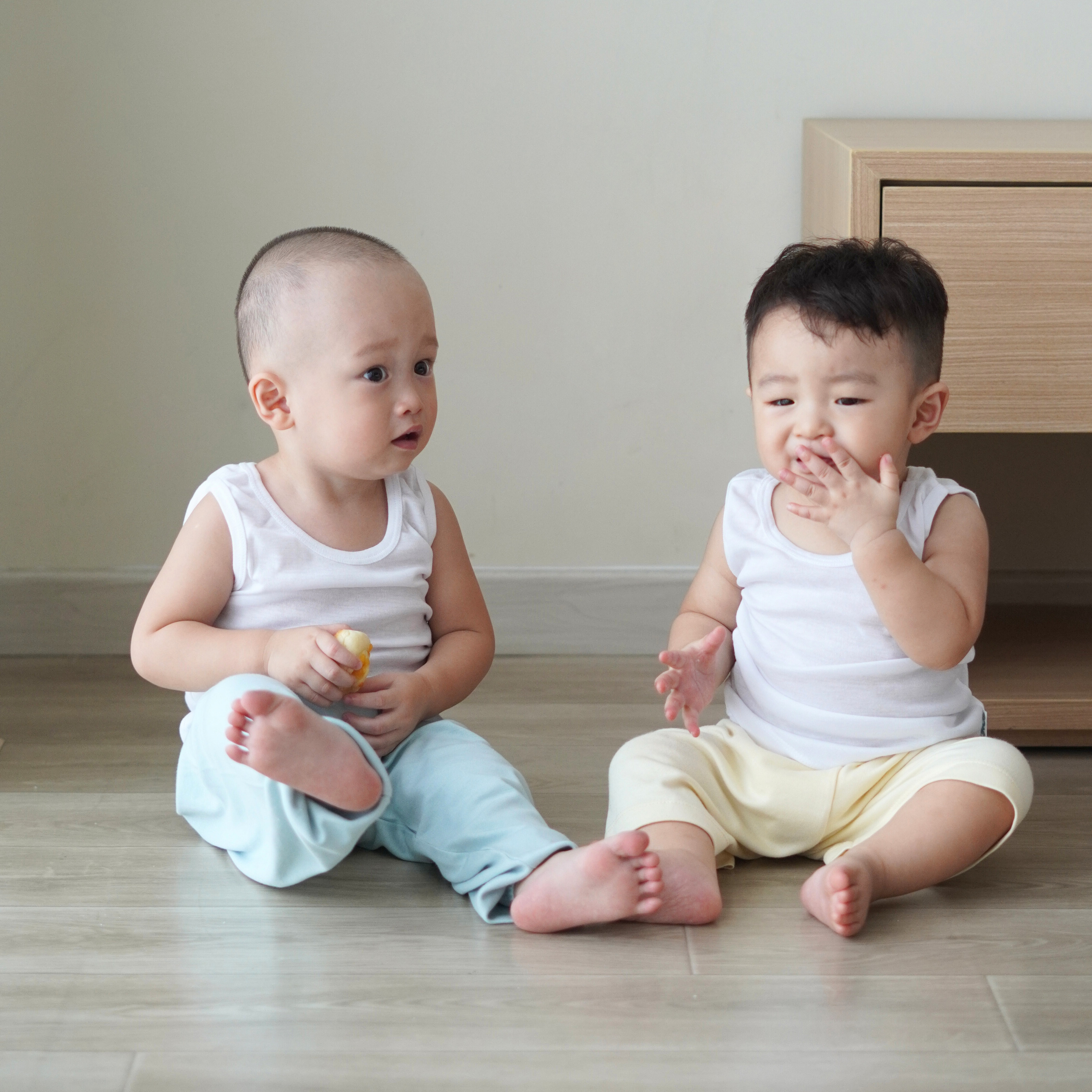 SINGLET POLOS